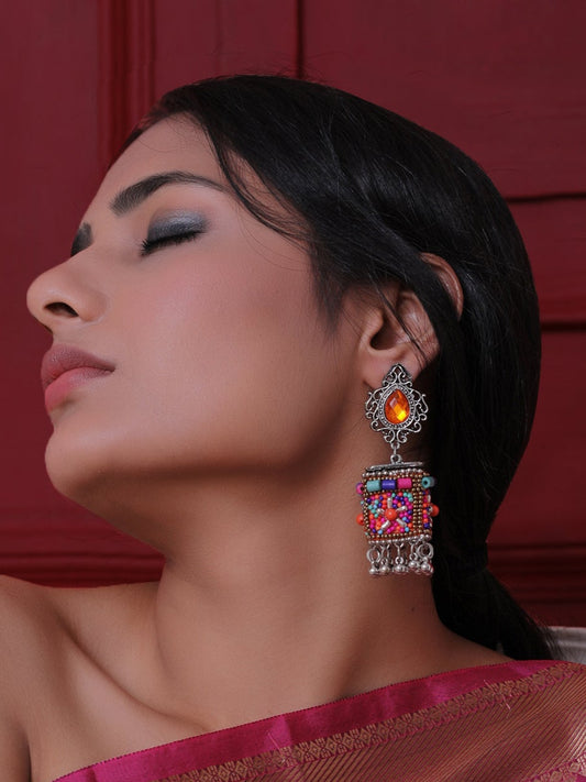The Dazzling Stone Beaded Earring in Multicolor