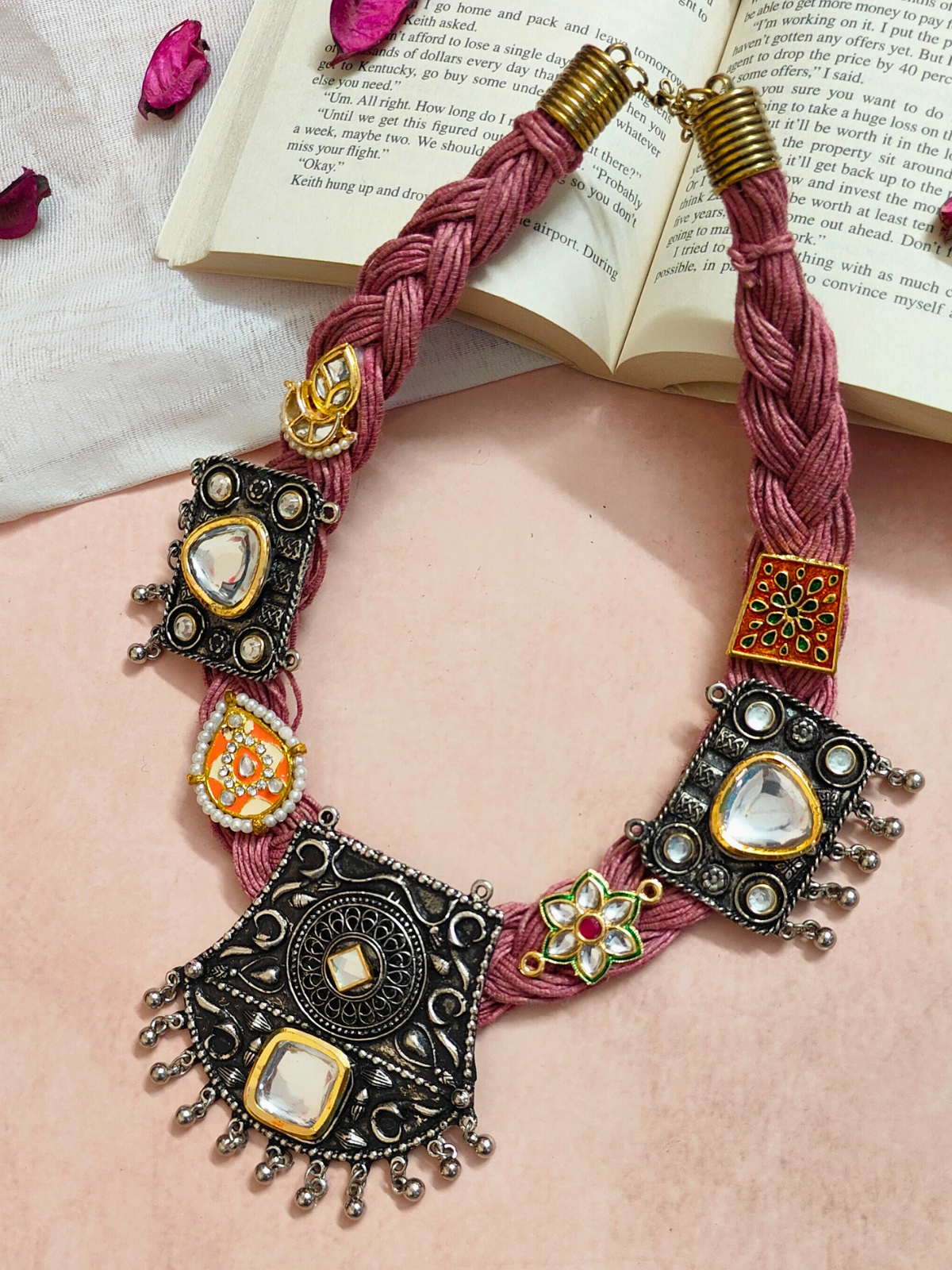 The Peachy Blocky Jute Necklace