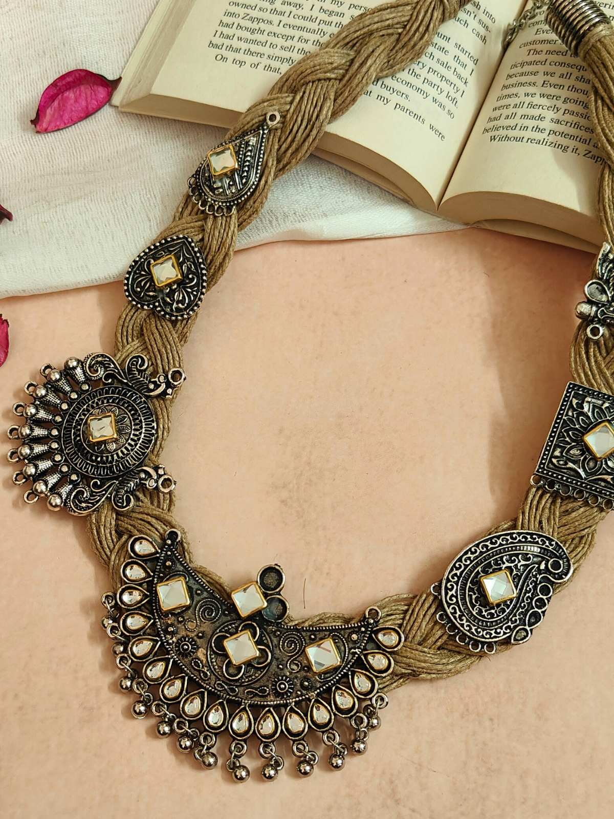 The Sugar Cookie Jute Necklace