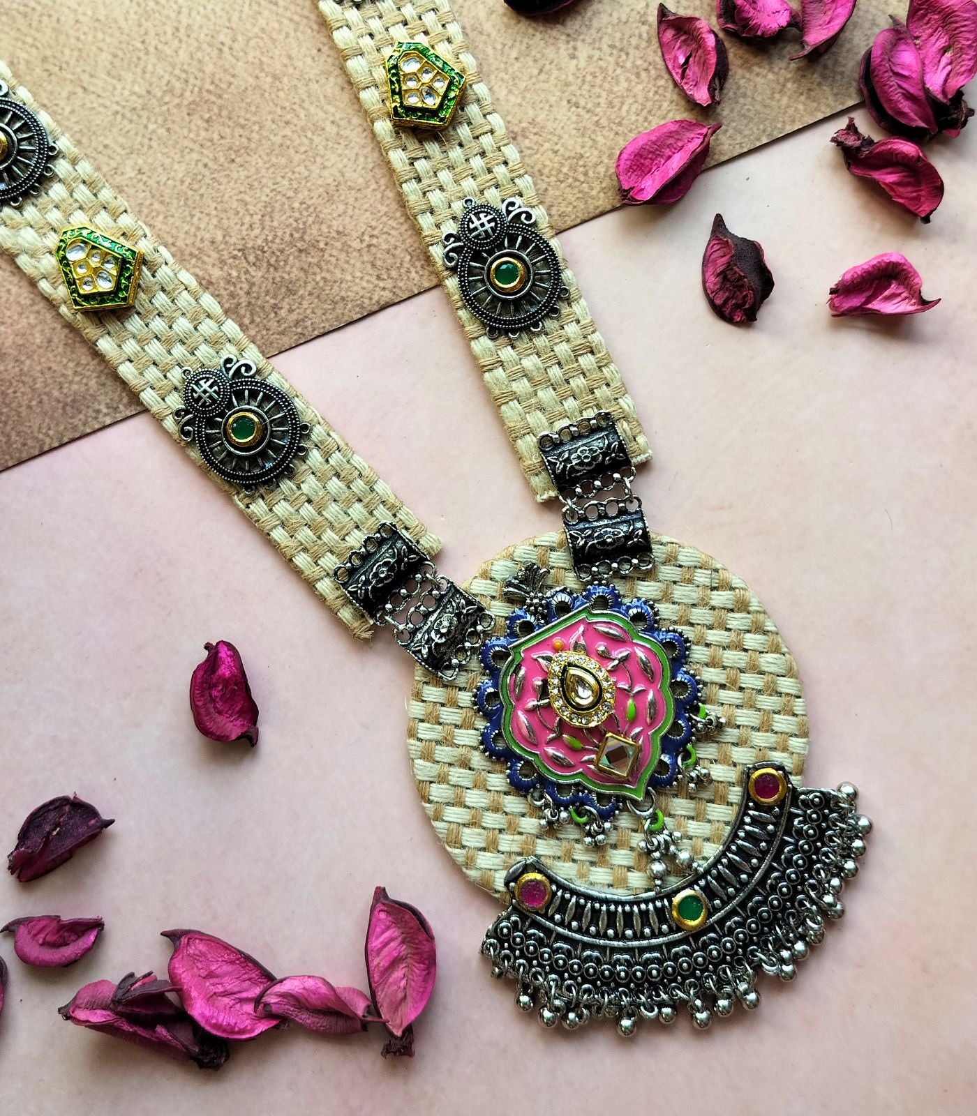 Nature’s Whisper Jute Necklace