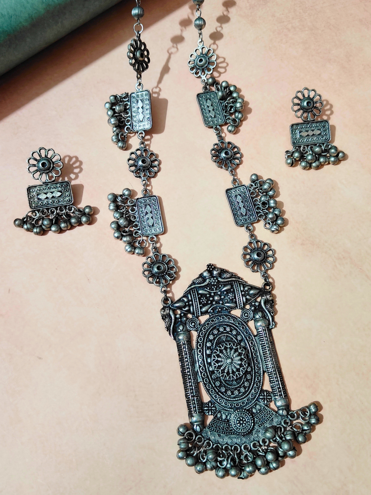 The Majestic Grecian Necklace Set