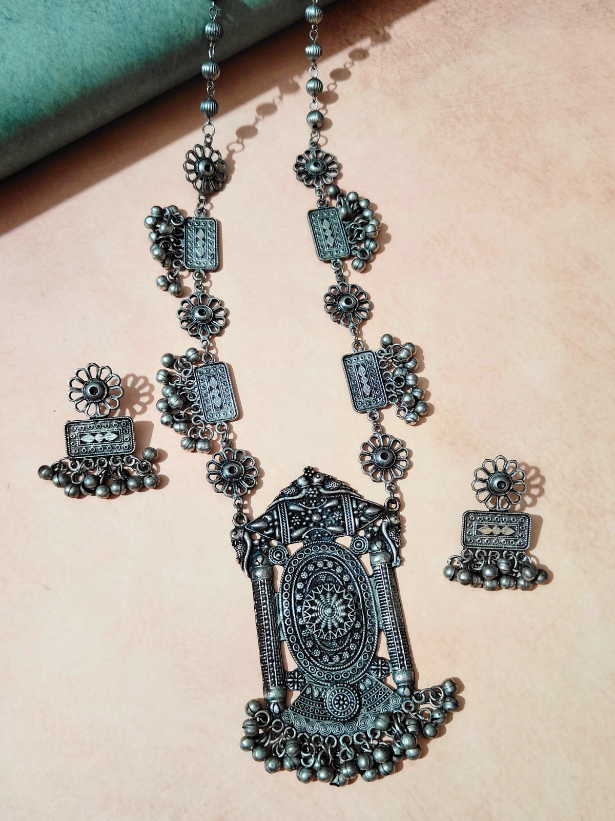 The Majestic Grecian Necklace Set