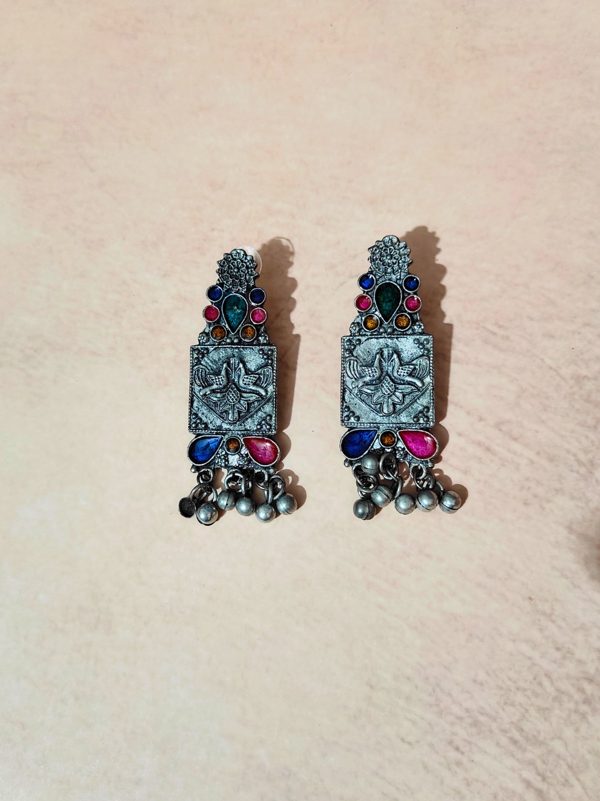 The Meenakari Fillis Stringed Necklace Set