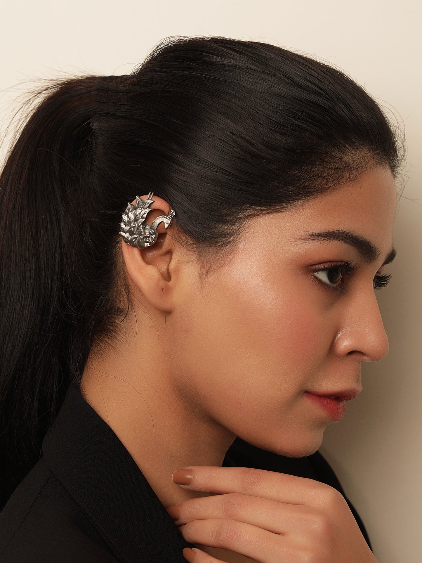 The Swanky Swan Earcuff