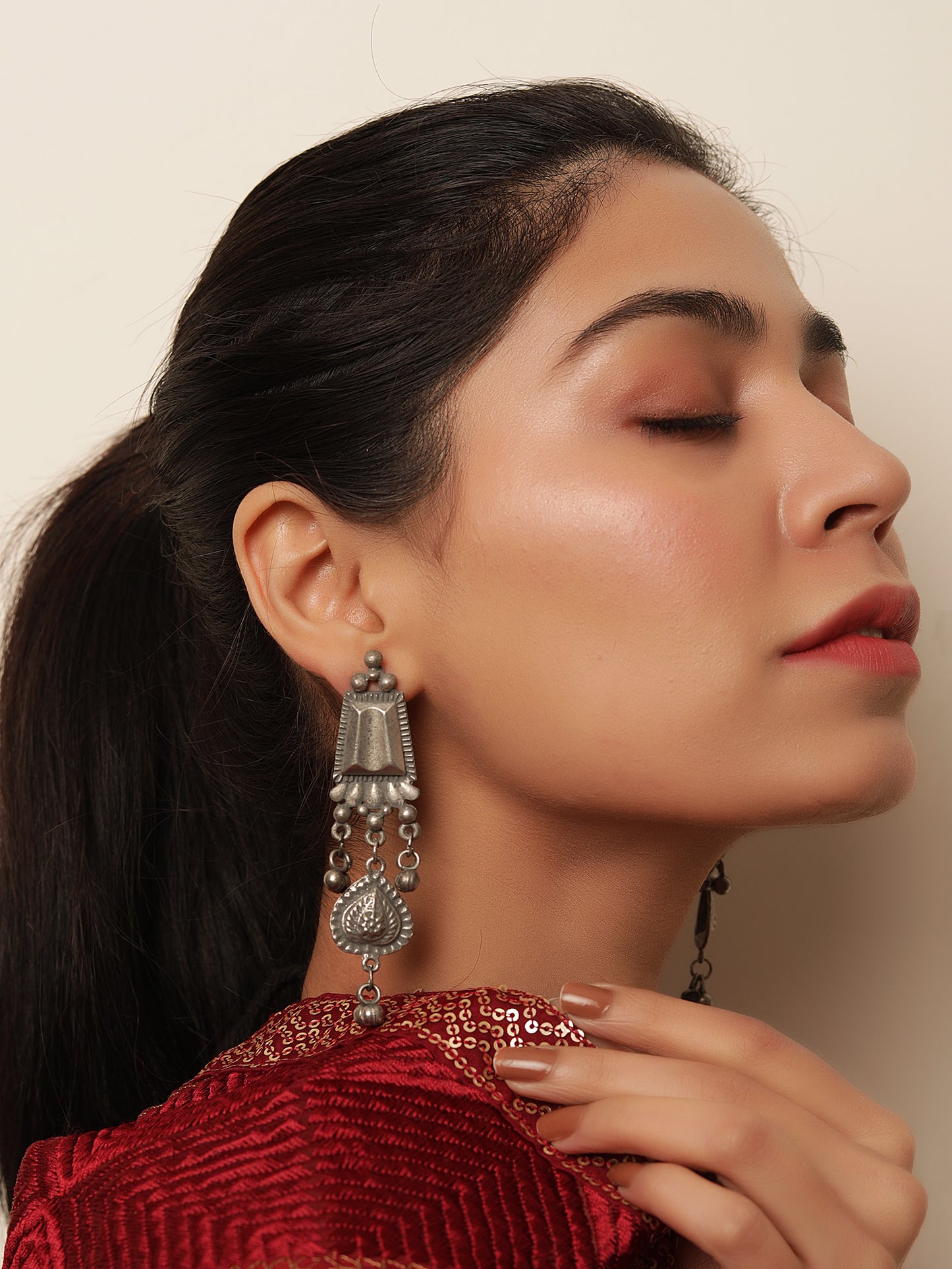 The Polished Cleavers Necklace Set