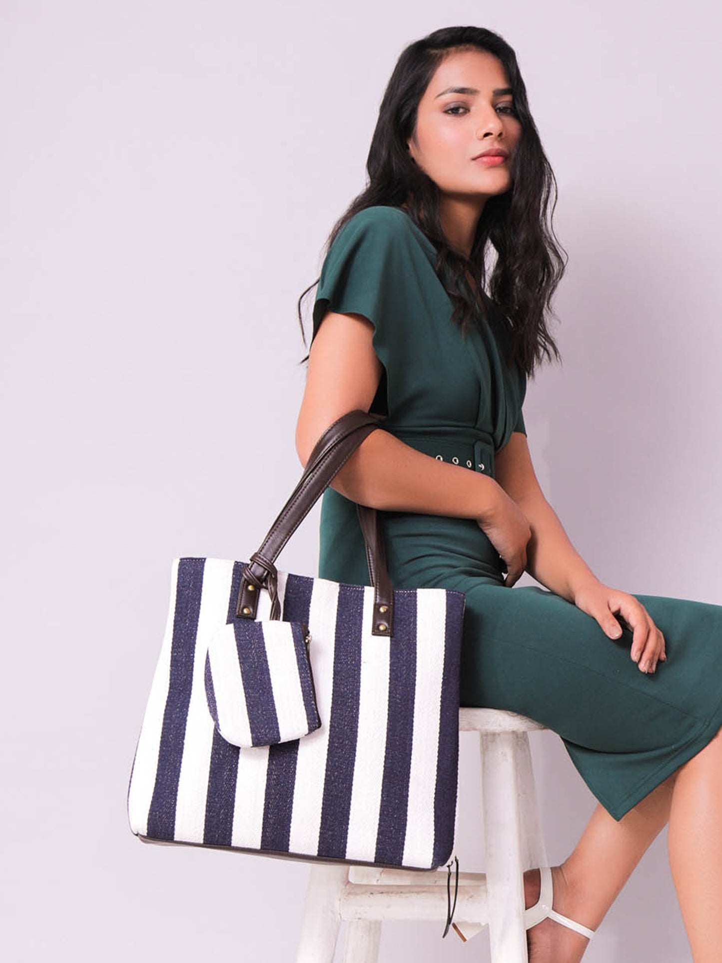 Tue Equid Stripped Tote Bag