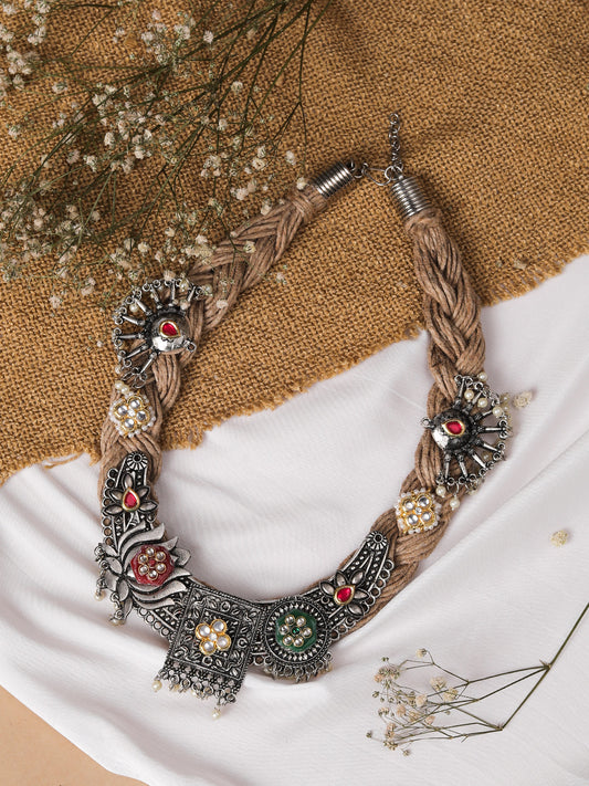 The Florid Knotted Persian Yarn Jute Necklace