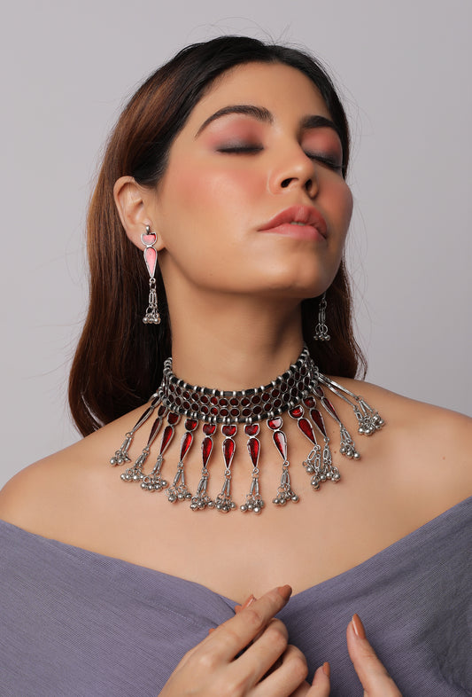 The Admirable Meena Trinky Choker Set in Red
