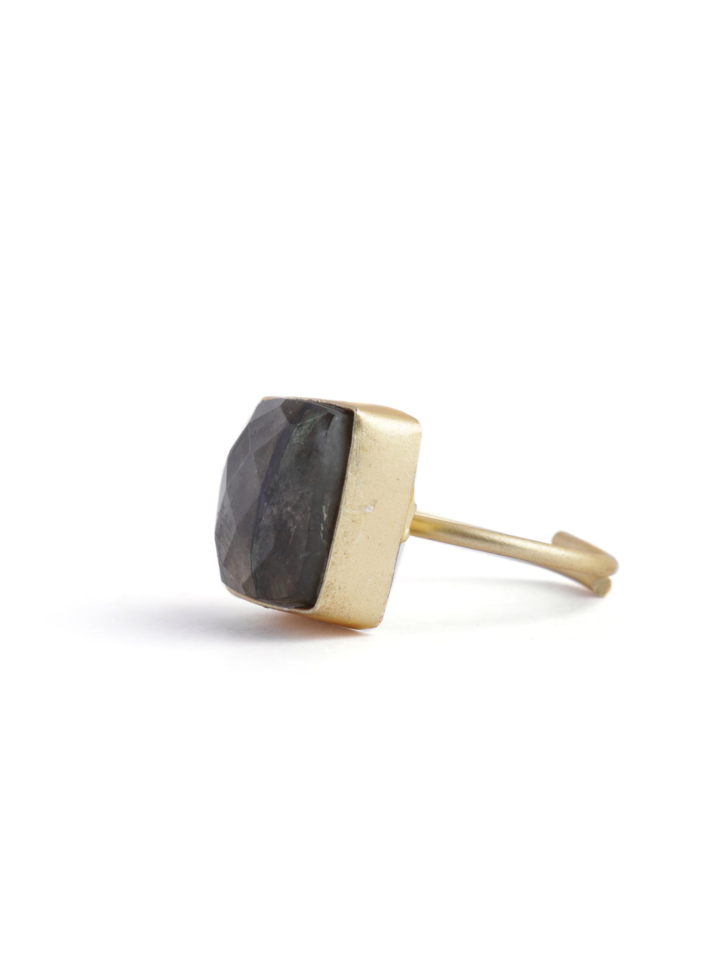 The Slunce Ring