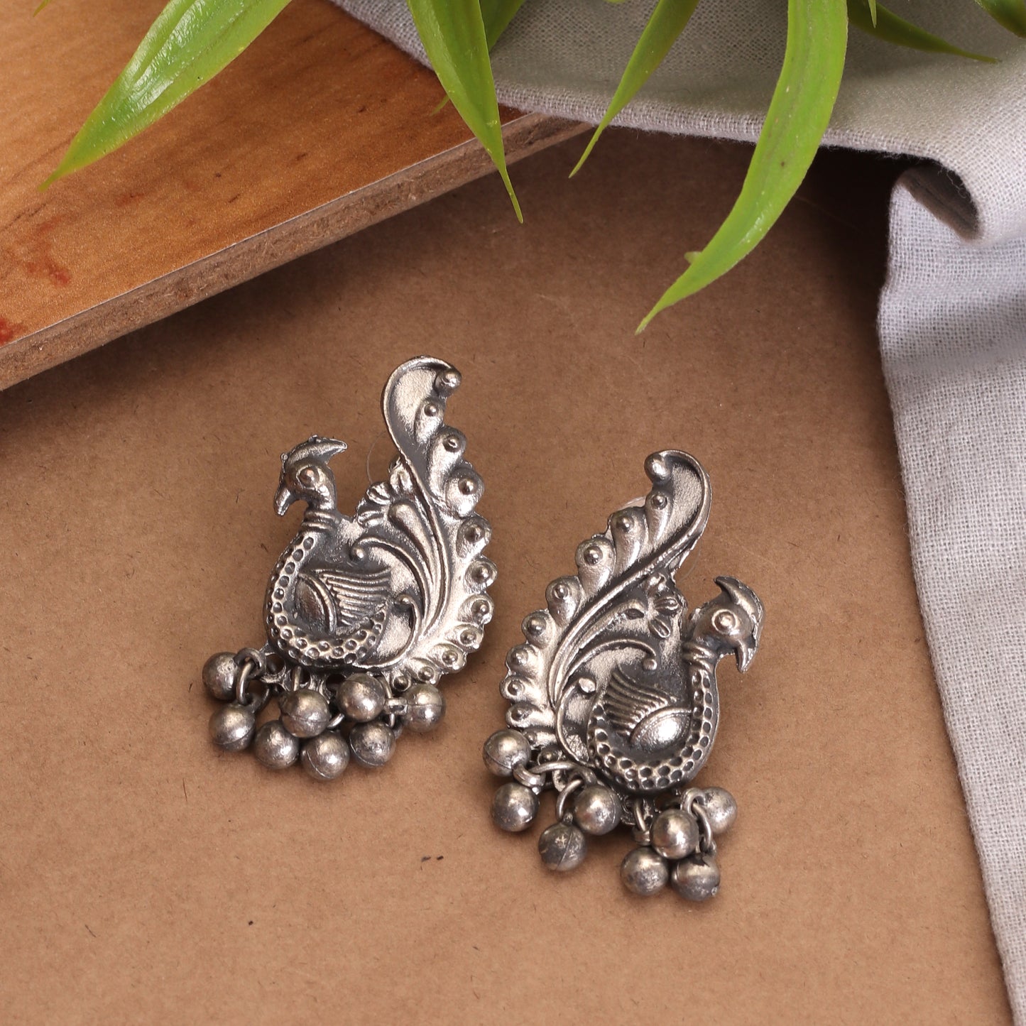 The Soothing Avian Silver Oxidized Necklace Set