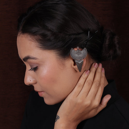 Antique Silver Black Finish Traditional Geometrical Earcuff