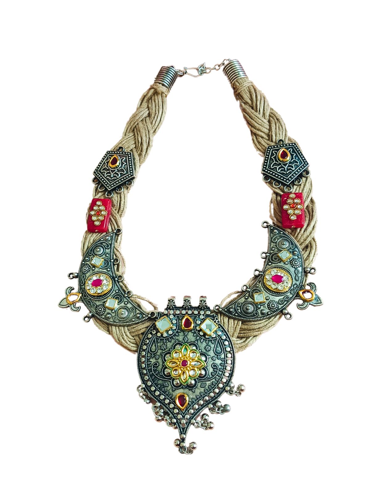 Artisanal Twist Jute Necklace