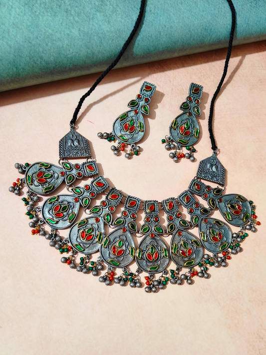 The Margaric Necklace Set with Red & Green Stone