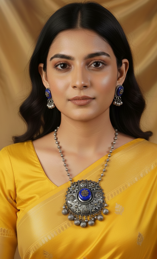 The Treasure Globe Necklace Set in Blue Stone