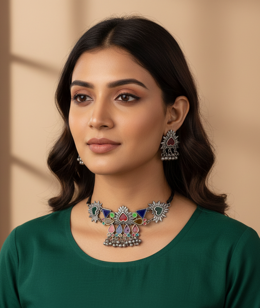 The Tender Heart Choker Set