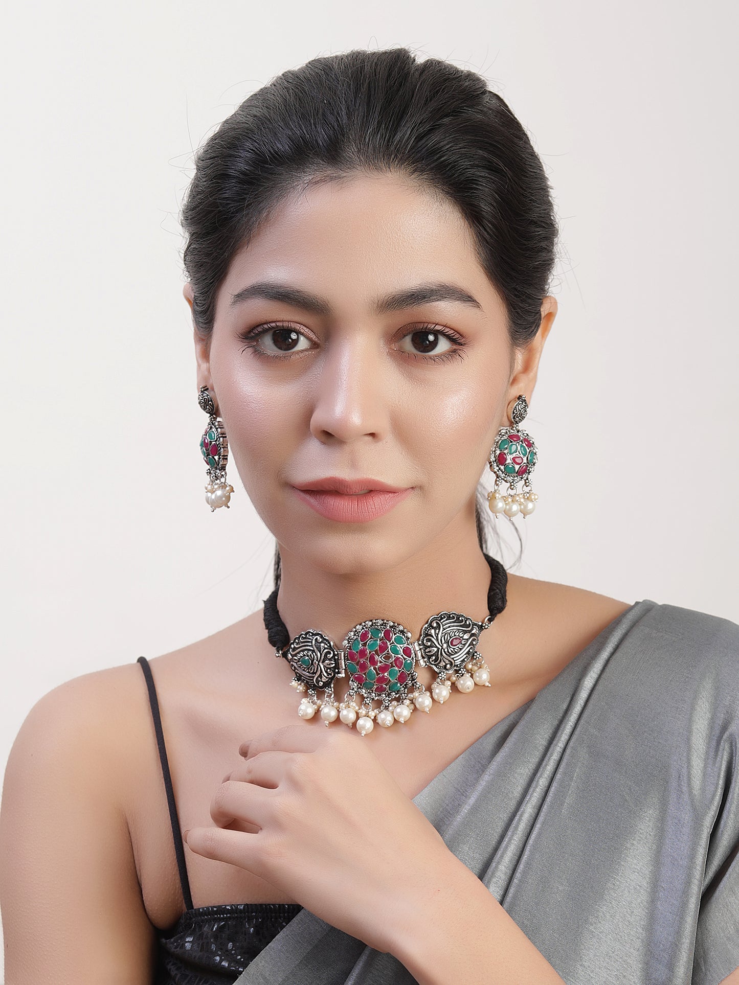 The Cranberry Ornated Stud Necklace Set in Magenta & Green