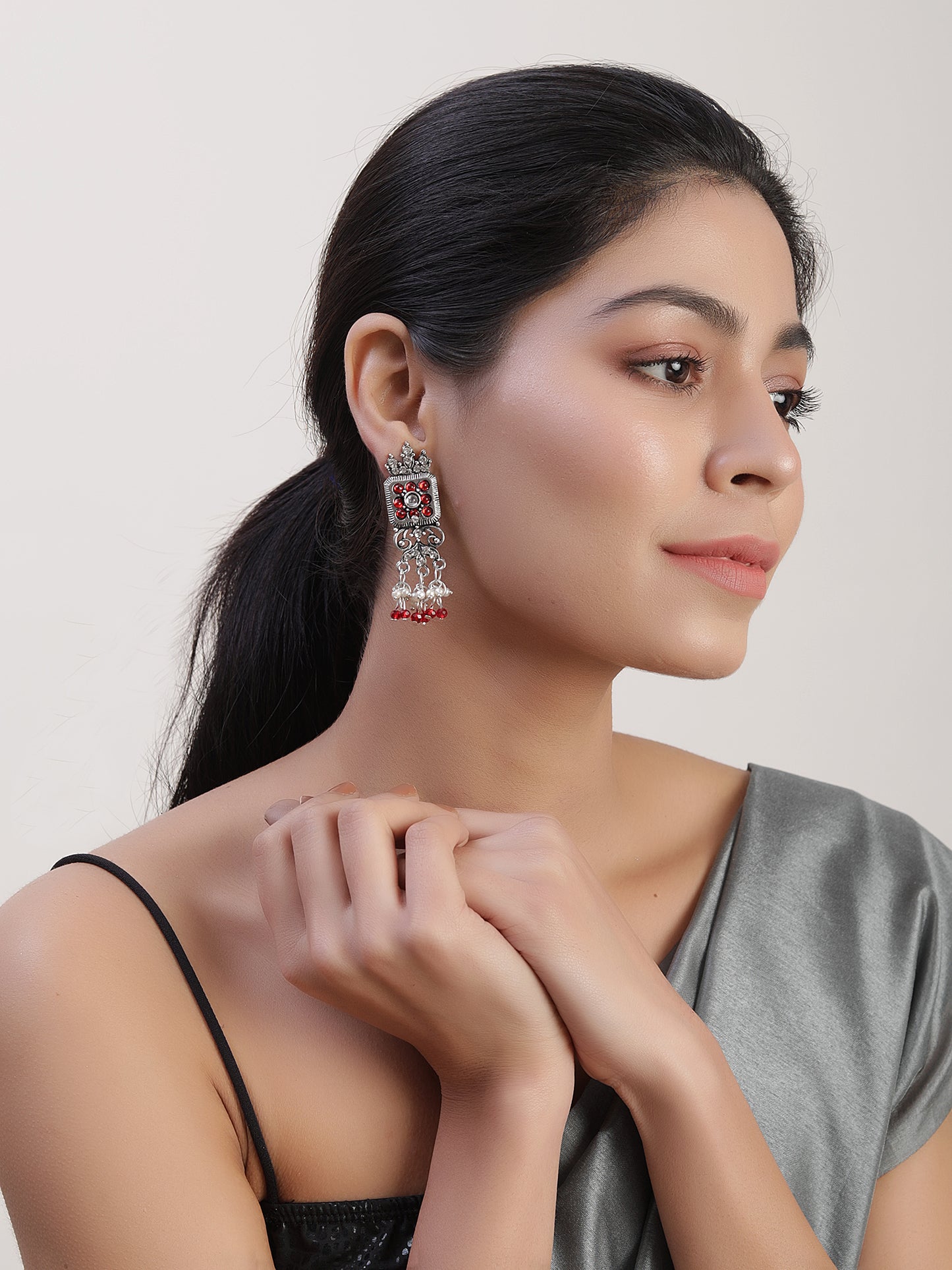 The Marjita Dice Choker Set in Red