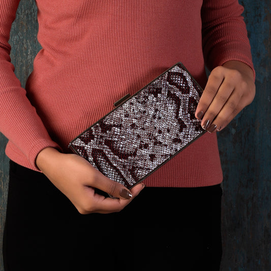 The Maroon Raunchy Clutch
