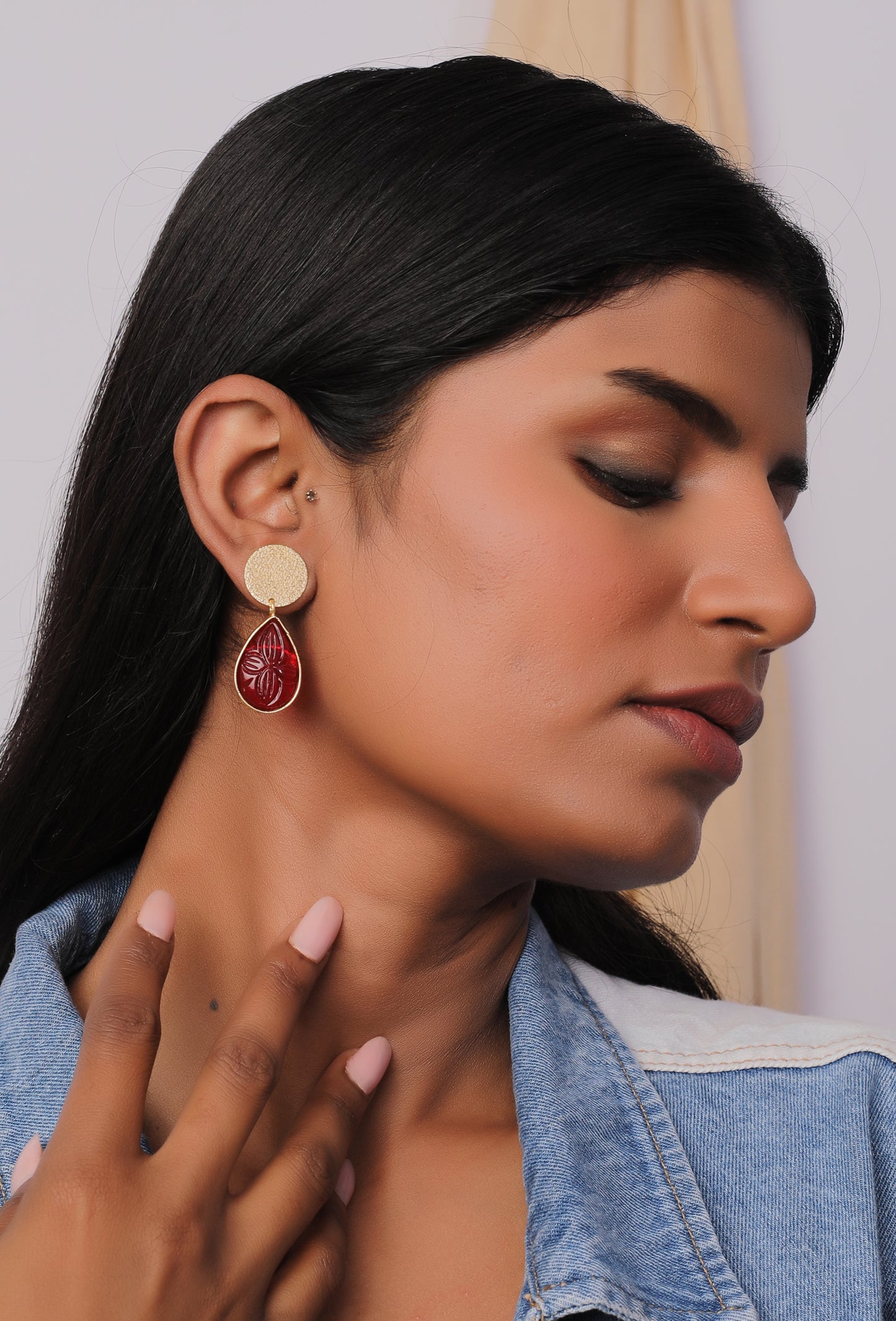 The Carnelian Pendant Earrings