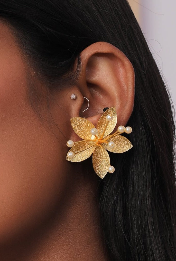 The Shabnam Dew Flower Earrings