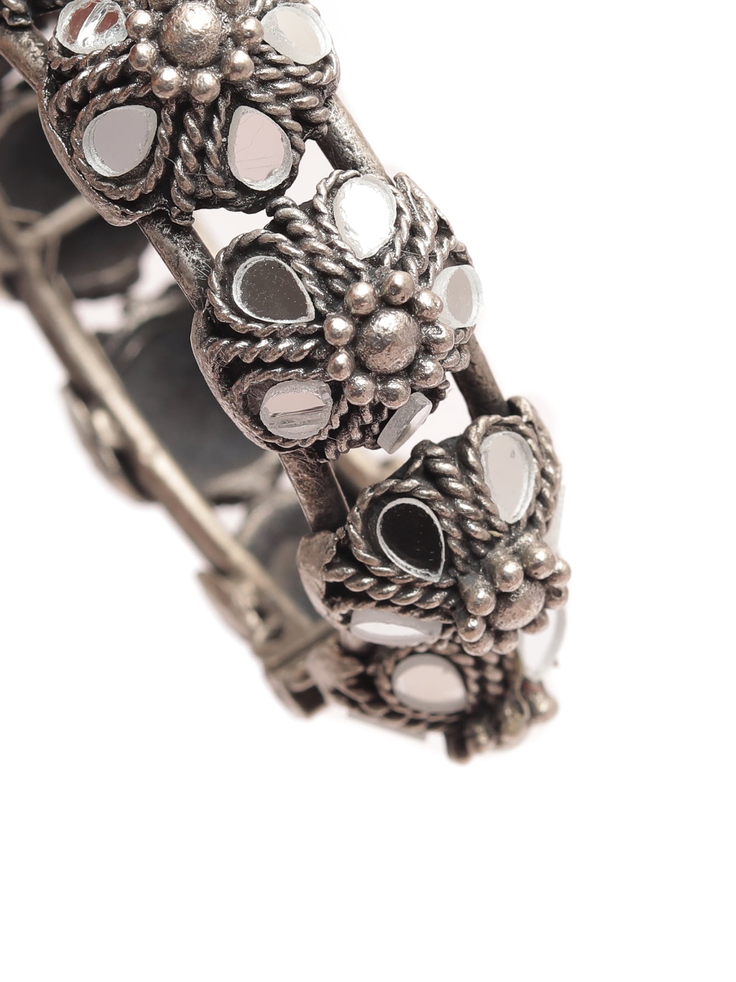 Quirky Metallic Knots Bracelet