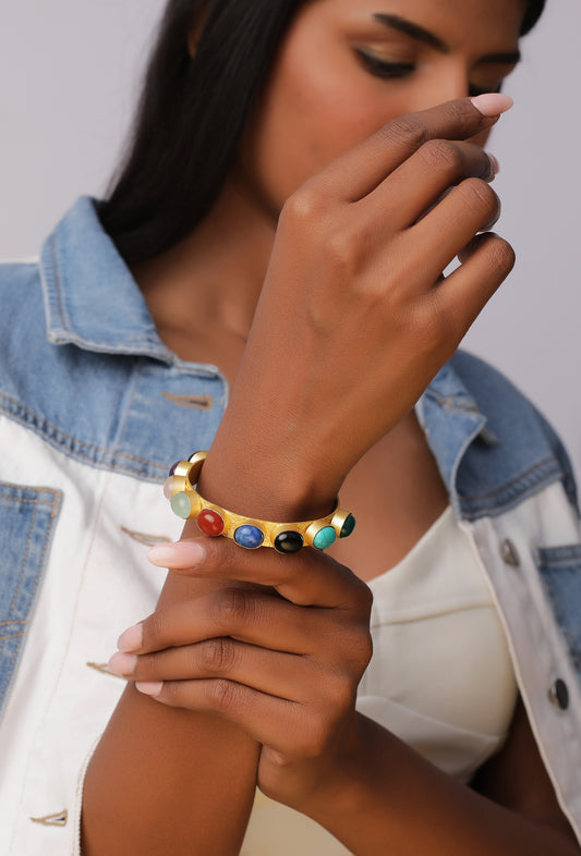 Quirky Sol Navrattan Bangle