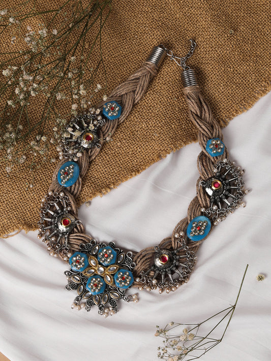 The Abloom Threaded Yarn Jute Necklace