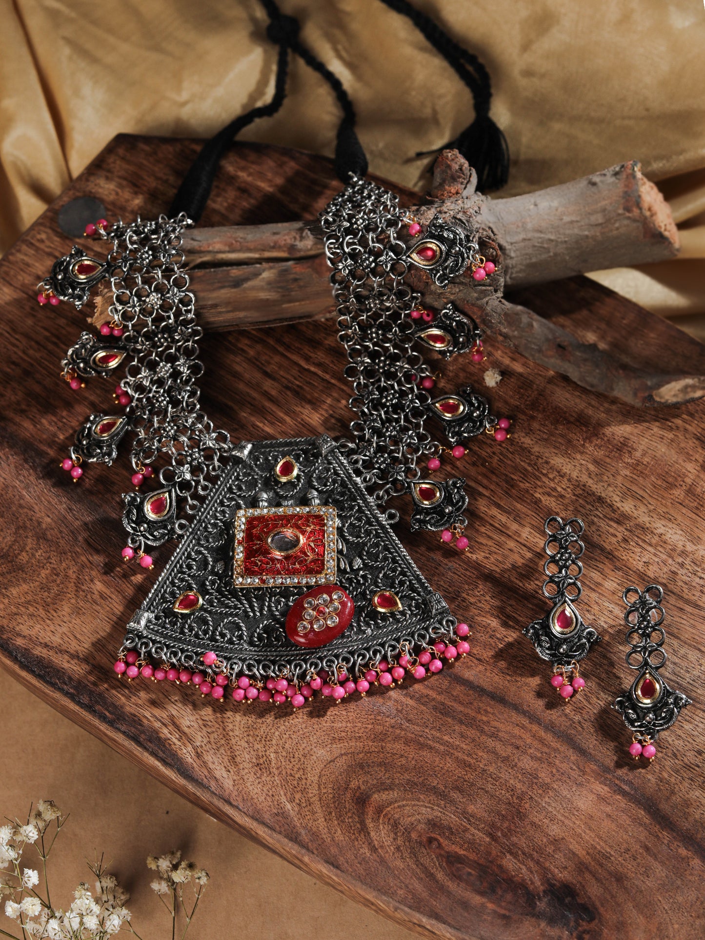 The Metallic Regal Boho Necklace Set in Pink
