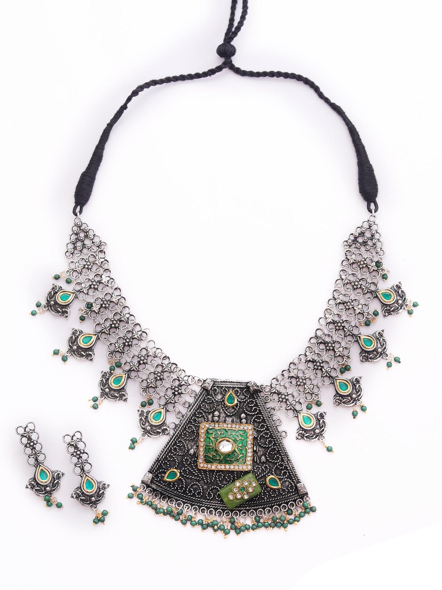 The Metallic Regal Boho Necklace Set in Green