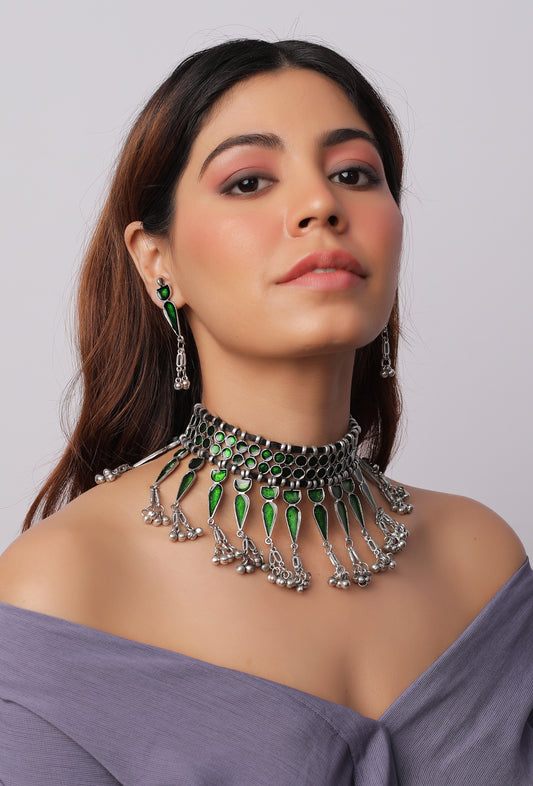 The Admirable Meena Trinky Choker Set in Green