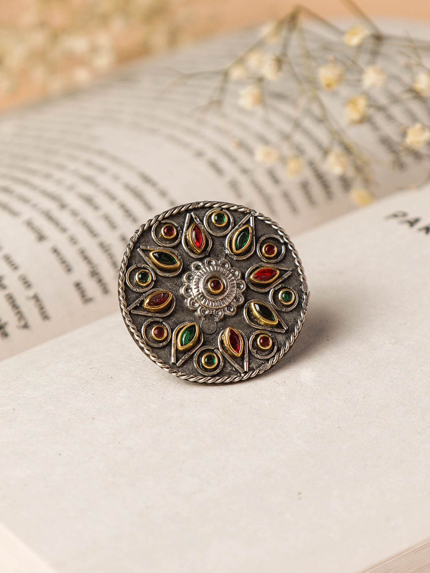 The Quinie Ring