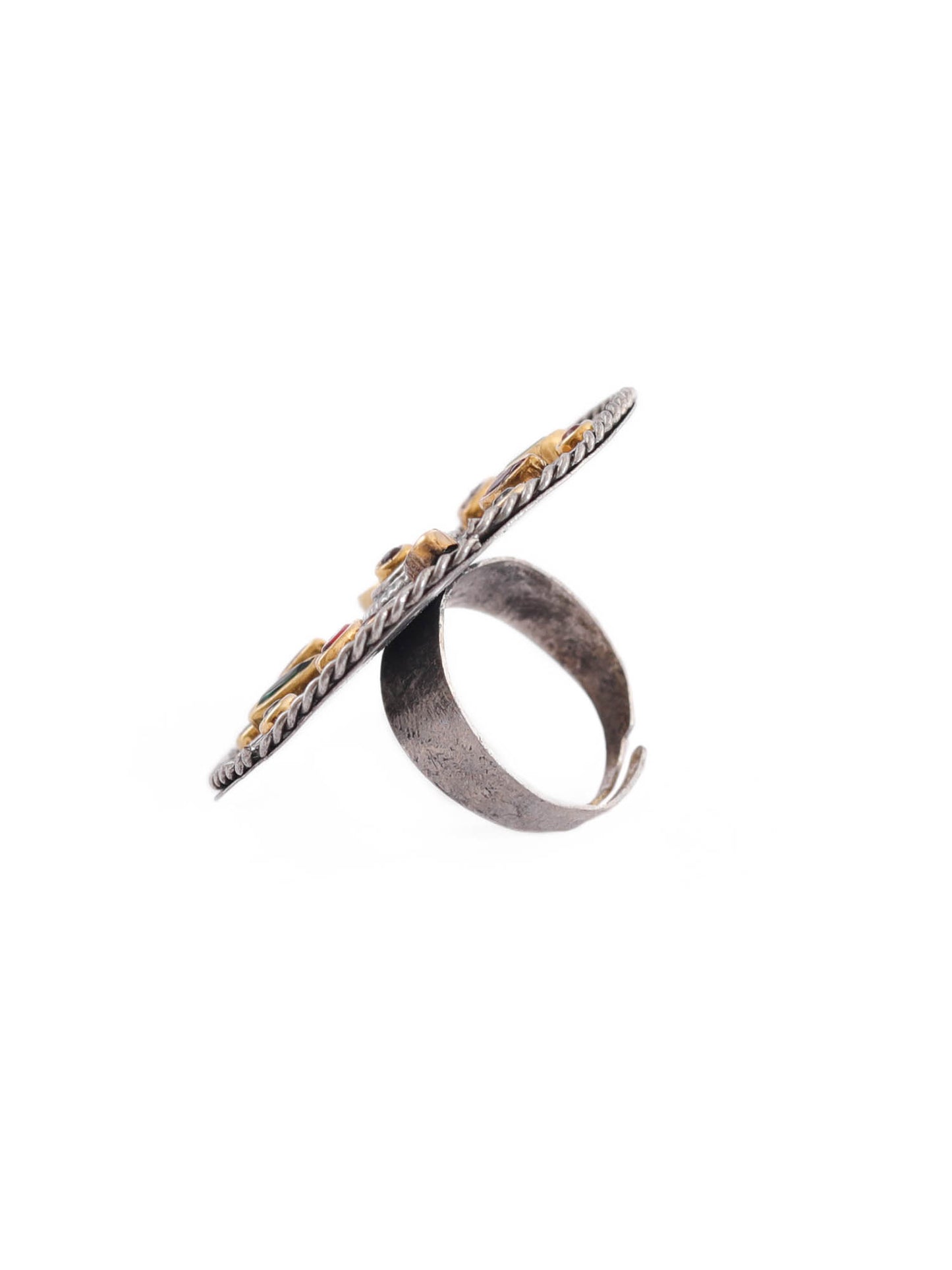 The Quinie Ring
