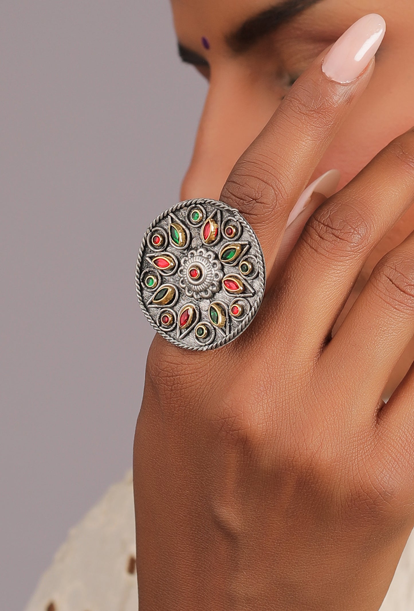 The Quinie Ring