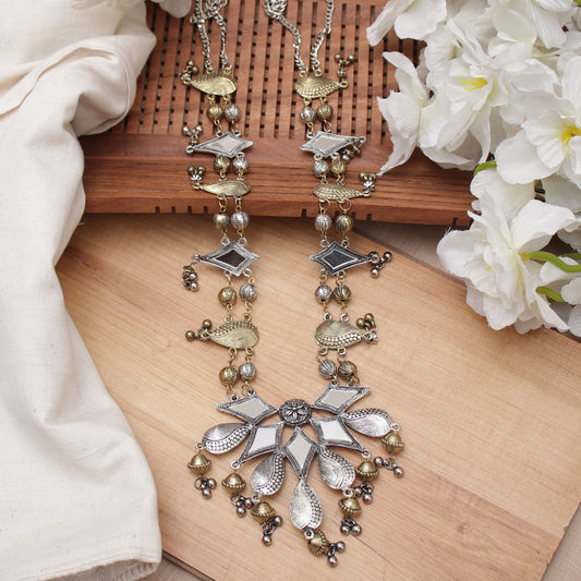 Dual Tone Treasure Trove Coral Necklace