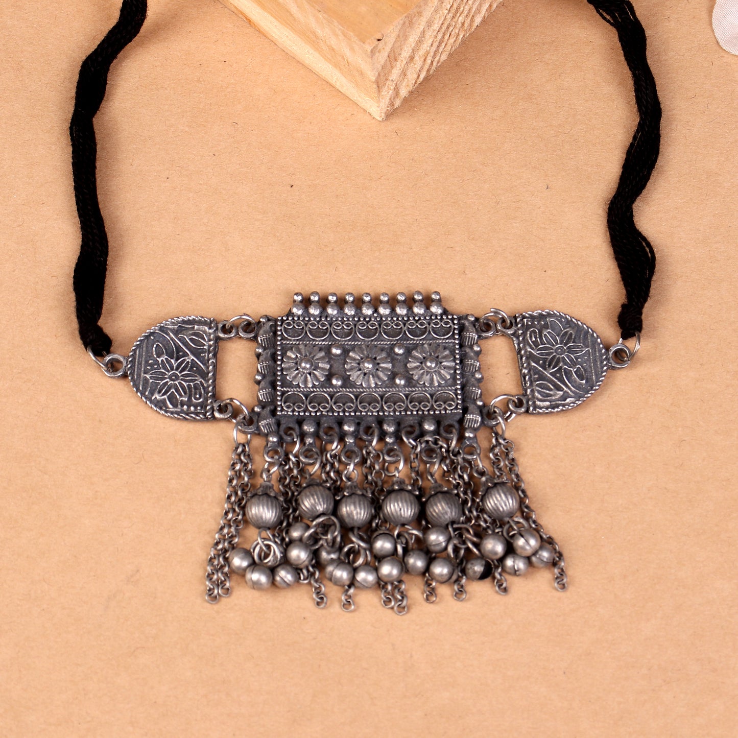 The Tuzhu Choker