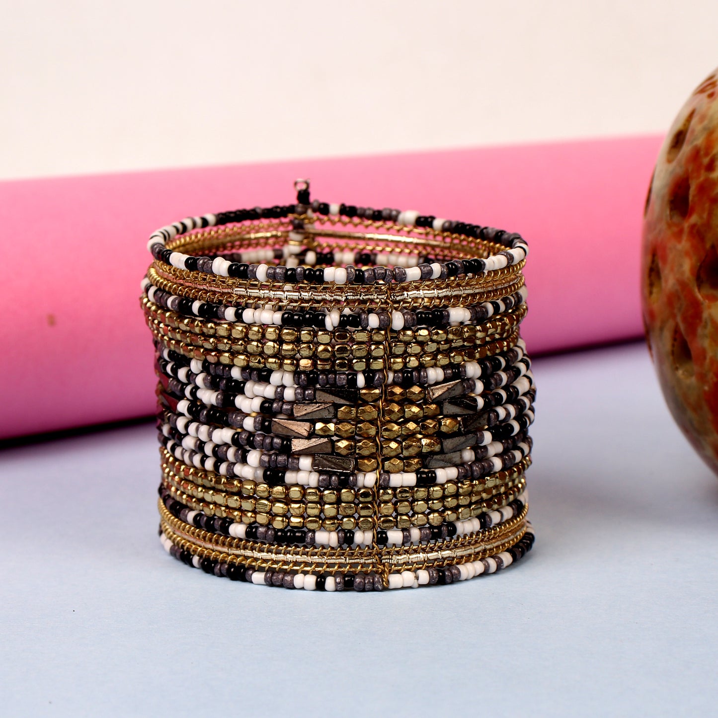 The Vivid Glowing Bangle in Shades of Black
