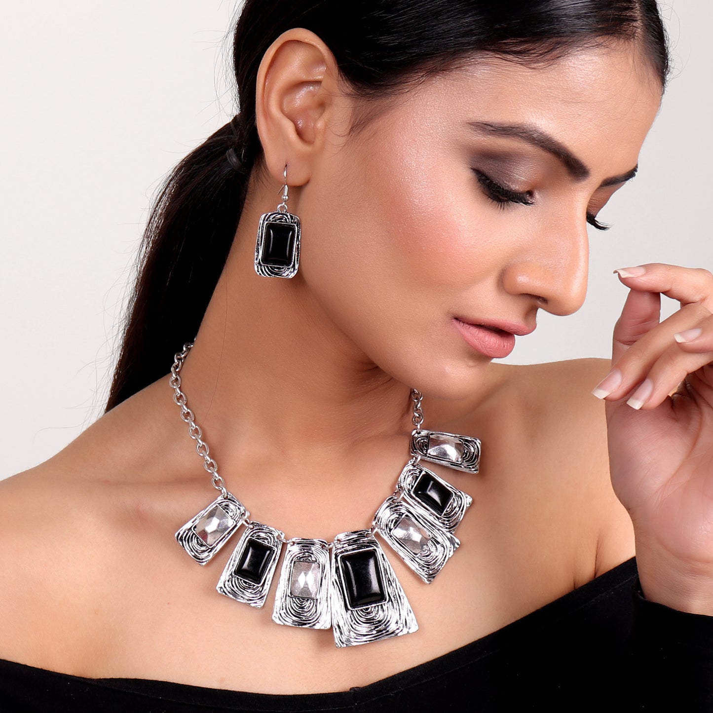 Necklace Set,High Fashion Metal Necklace Set in Black - Cippele Multi Store