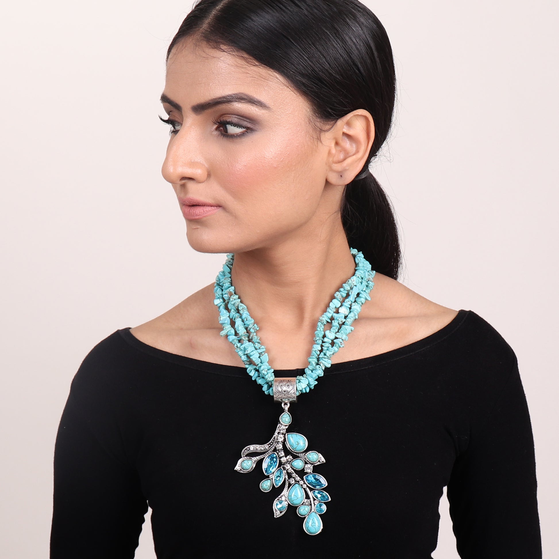 Necklace,Beaded Turquoise Necklace with Leaf Pendant - Cippele Multi Store