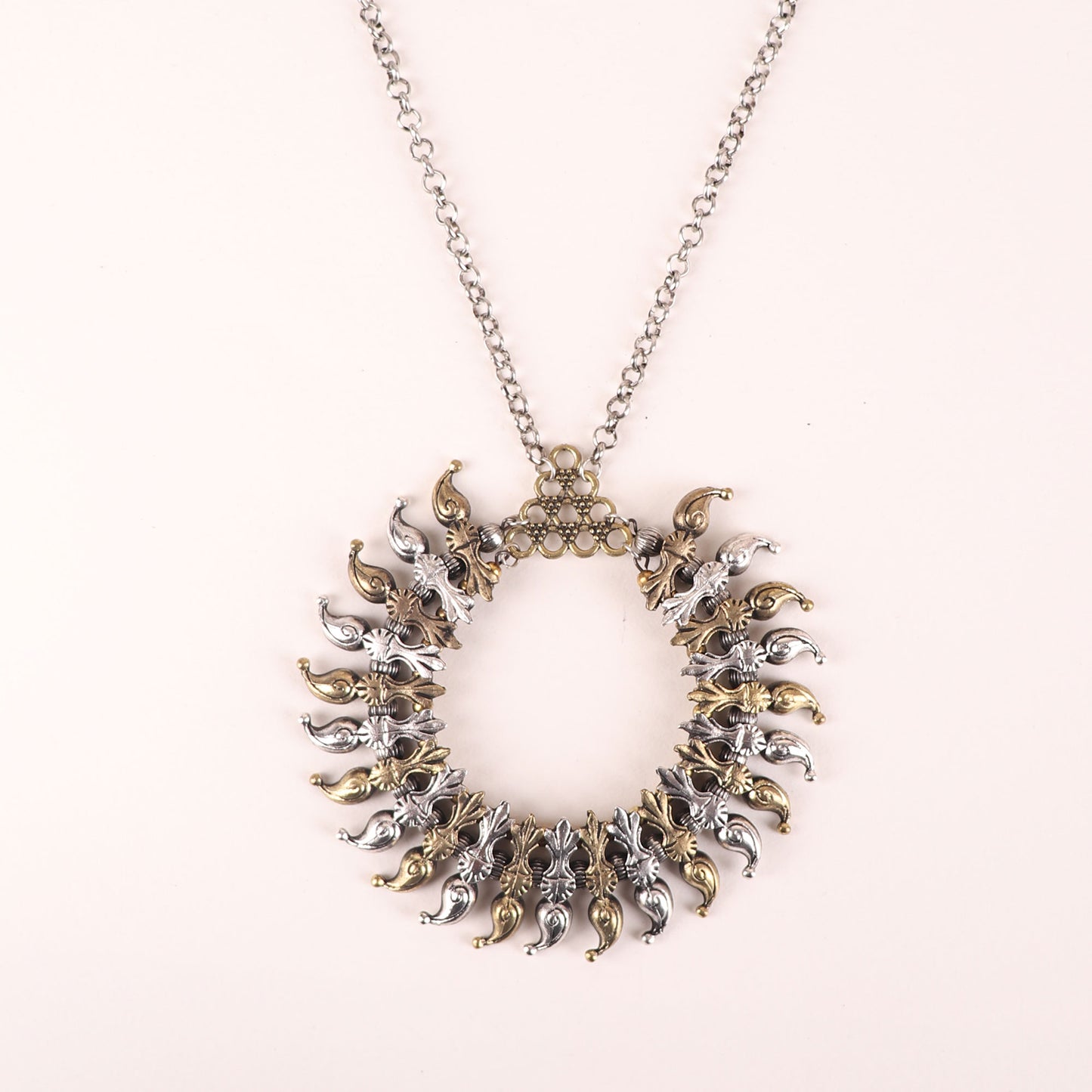 Necklace,The Oktaria Circle Necklace in Dual Tone - Cippele Multi Store