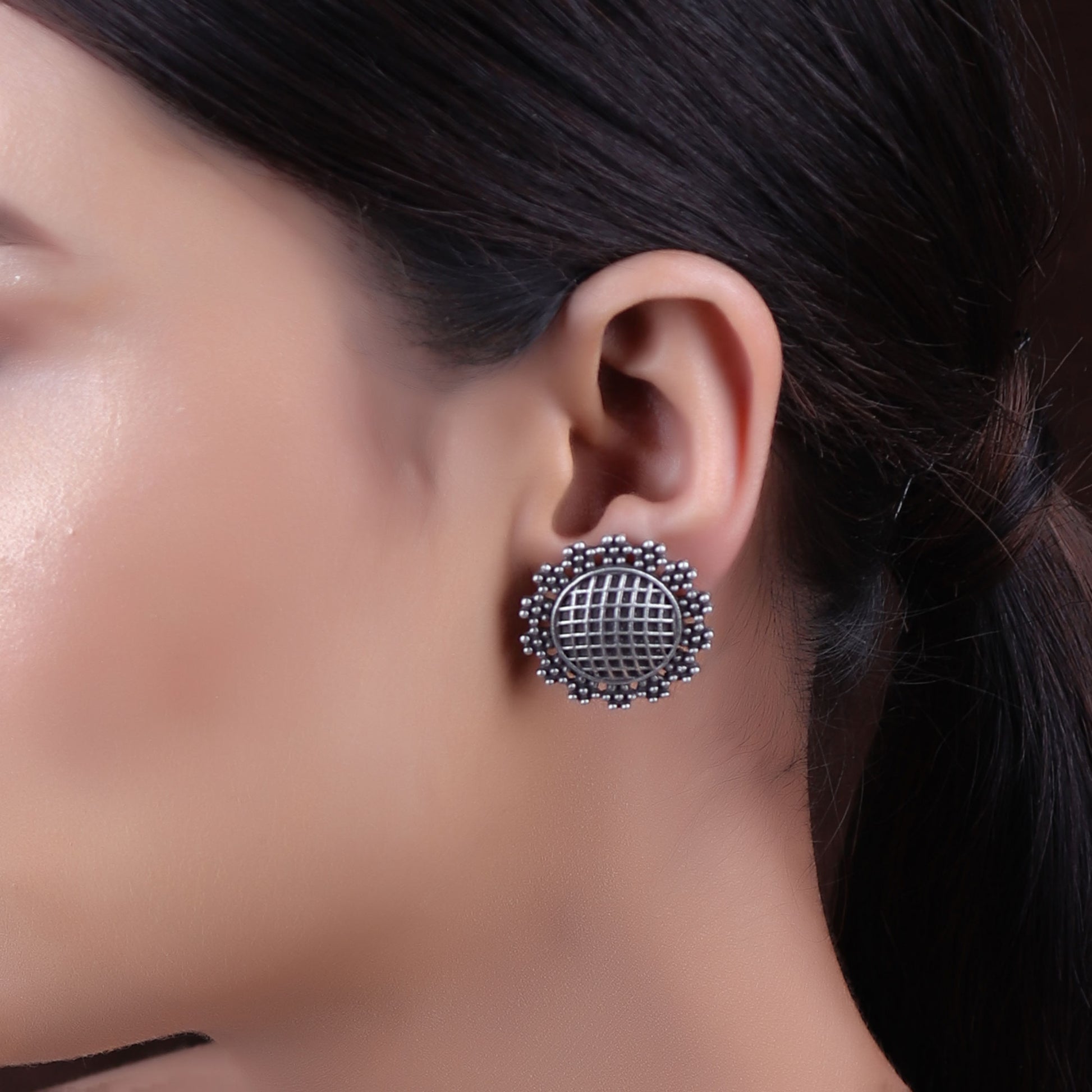 Earrings,The Mesh - Silver Look Alike Stud - Cippele Multi Store