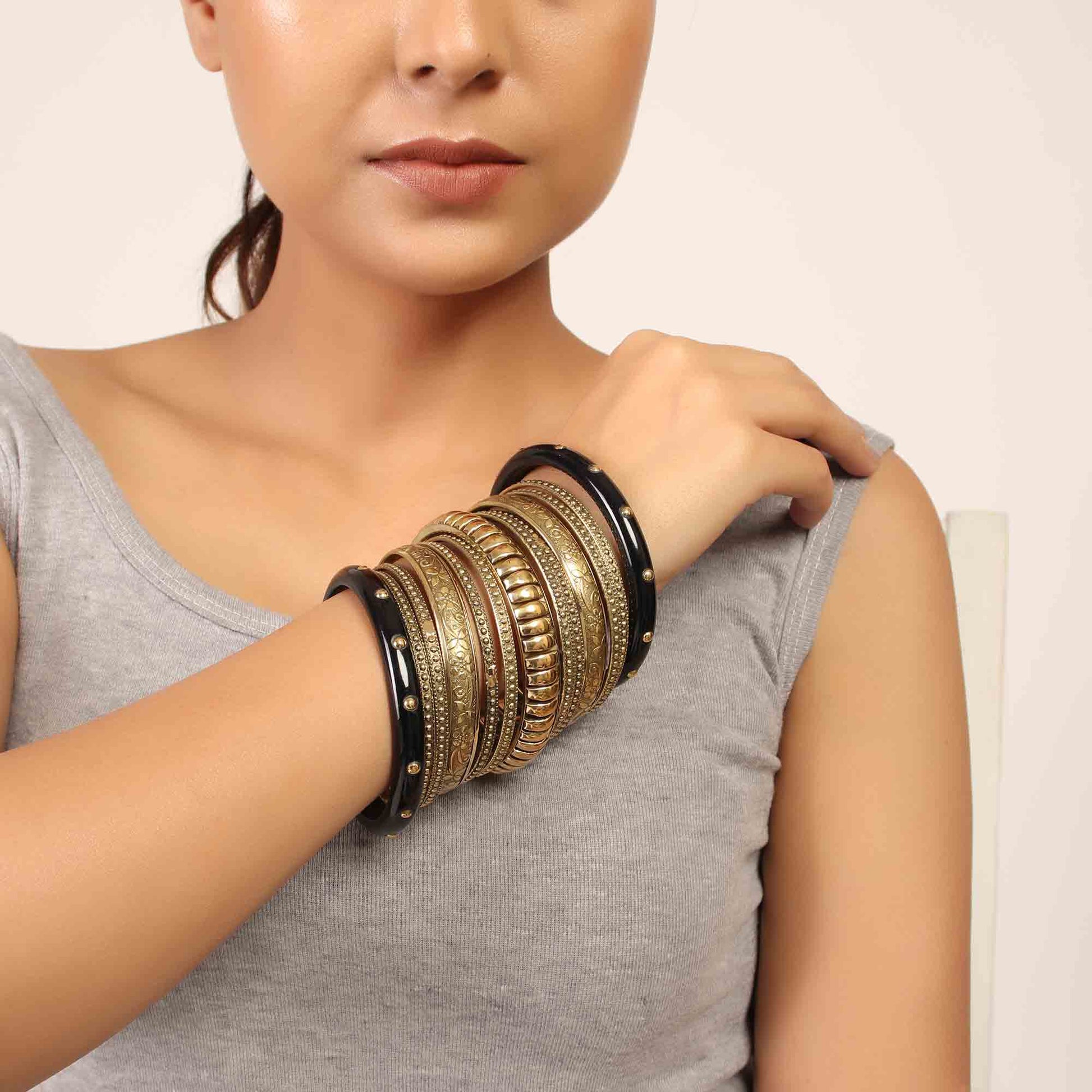 Hand Cuff,Exquisite Medieval Bangle Set in Black - Cippele Multi Store