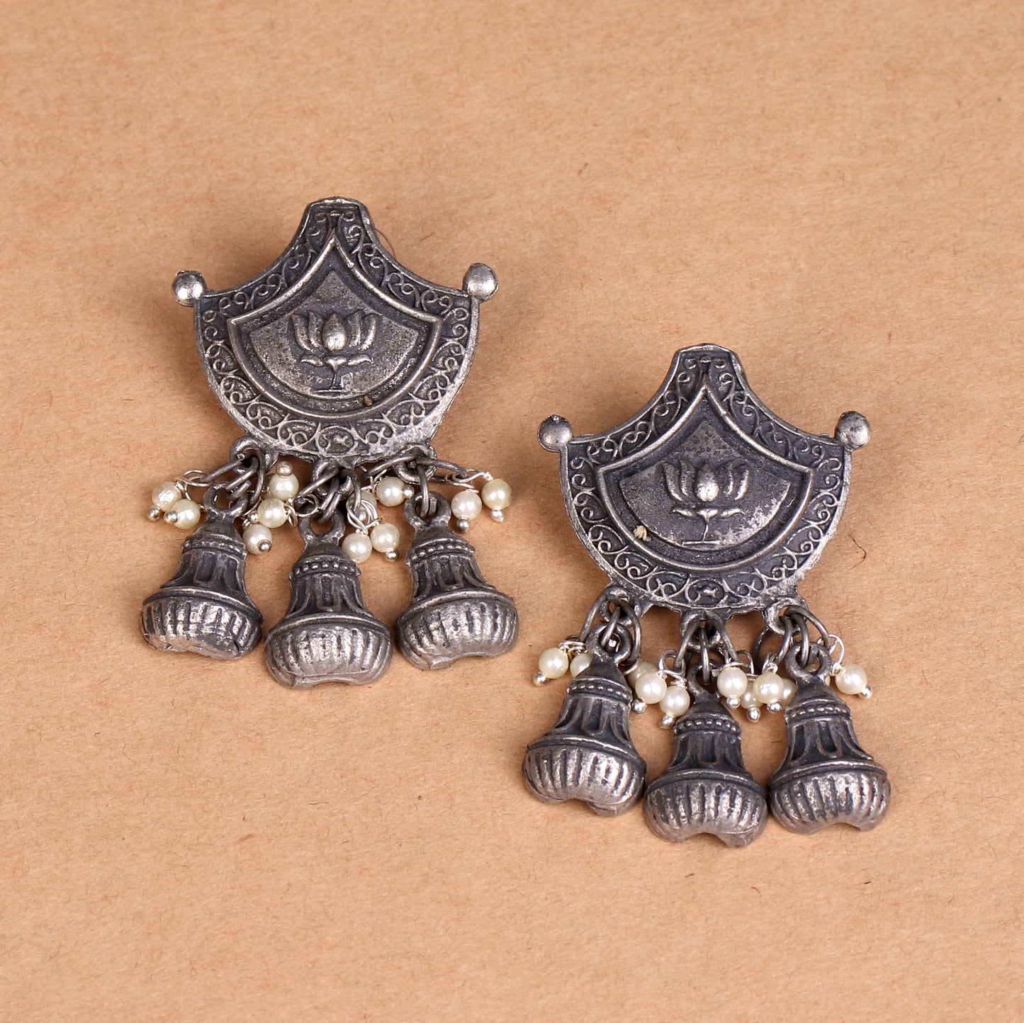The Aspen Leafy Meenakari Necklace Set