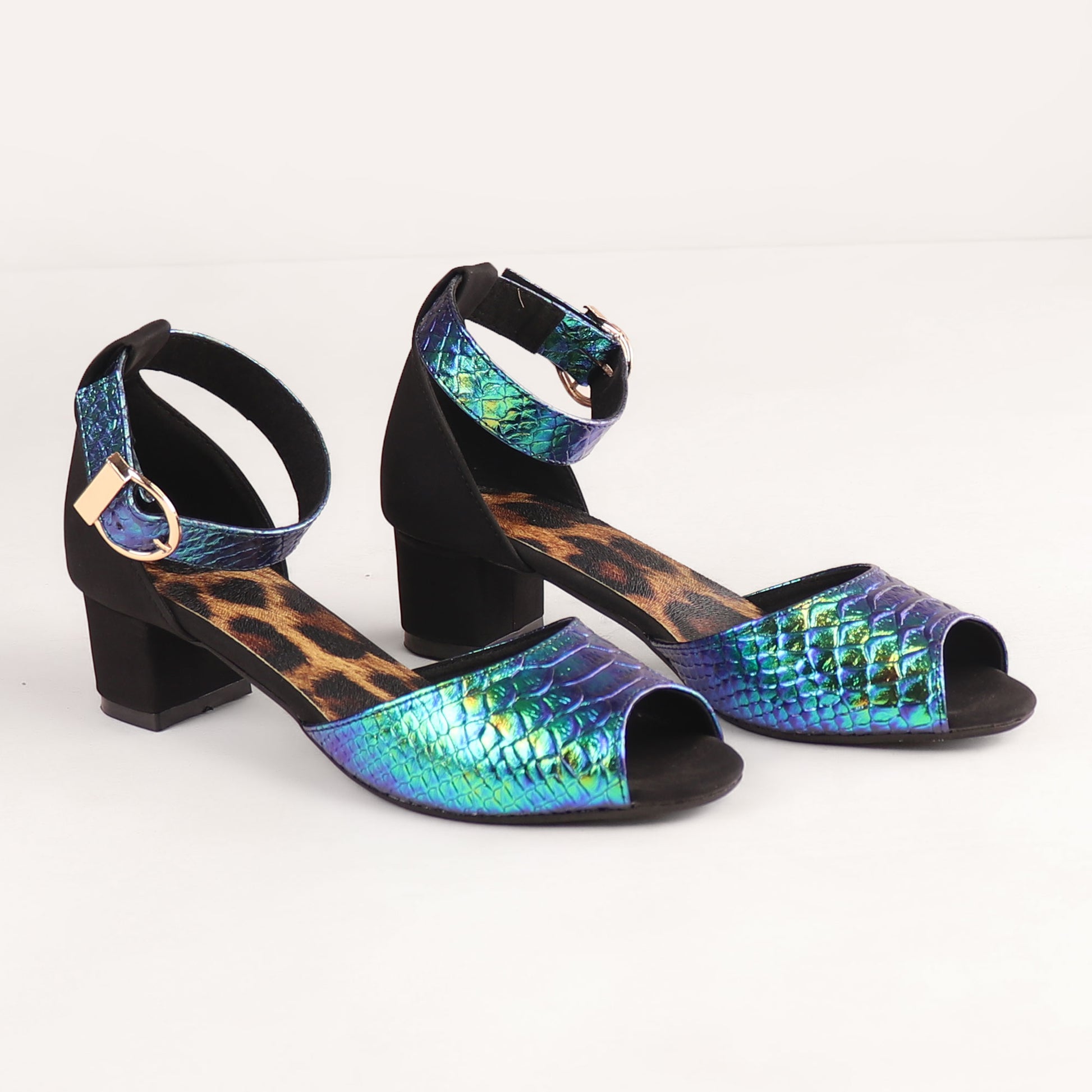 Foot Wear,The Single Flapped Color Essence Block Heel - Cippele Multi Store