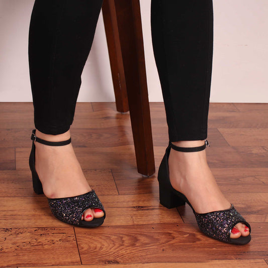 The Black Star in you Peep Toe Block Heels