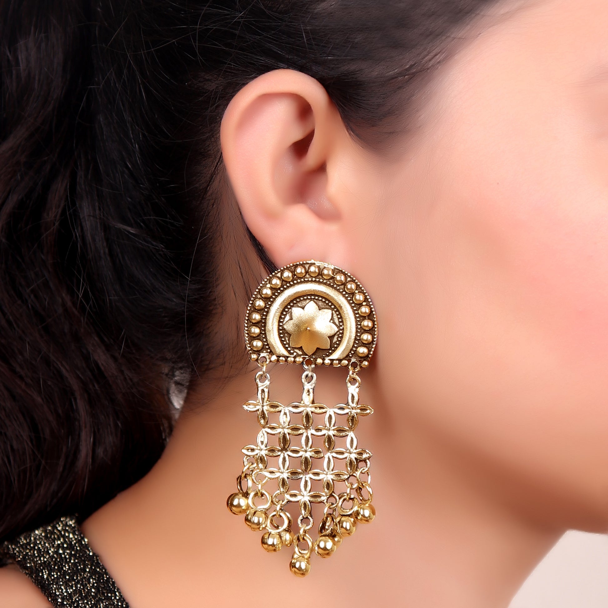 Earrings,Pinch me Floral Dropdown Earrings in Gold Hue - Cippele Multi Store