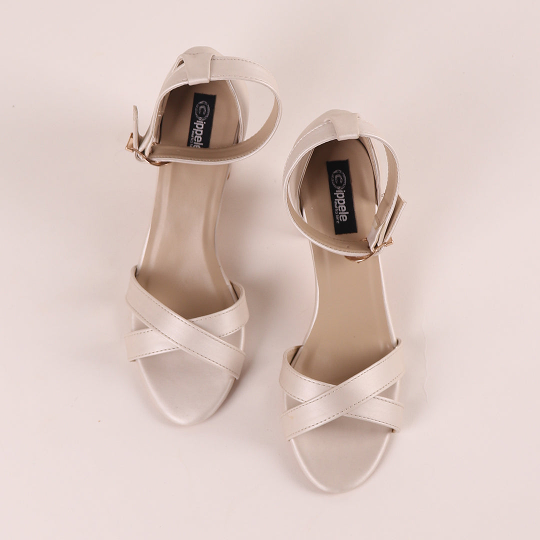 Foot Wear,The Alternating Jump wave Block Heel in Off White - Cippele Multi Store