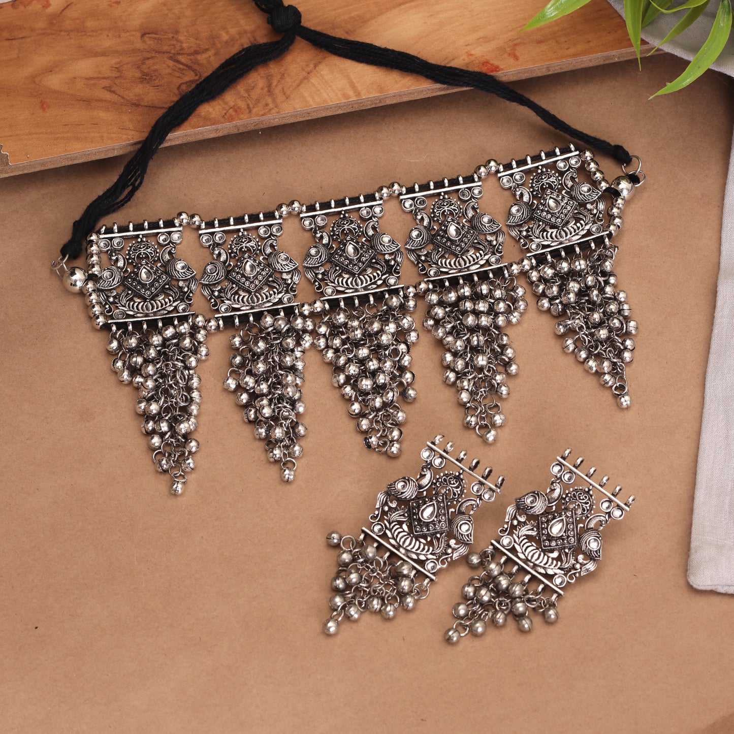 The Radiant Euphoria Necklace Set