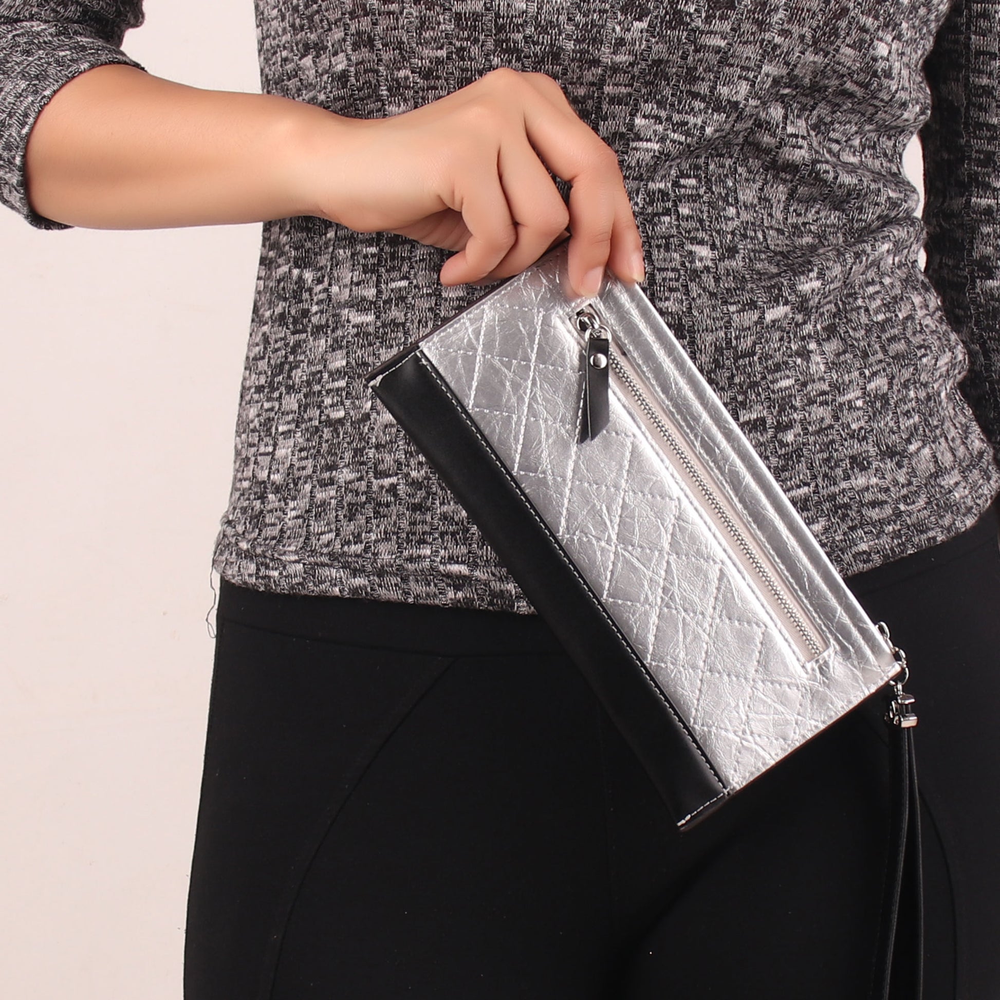 Wallet,Block Stitched Wallet in Silver - Cippele Multi Store