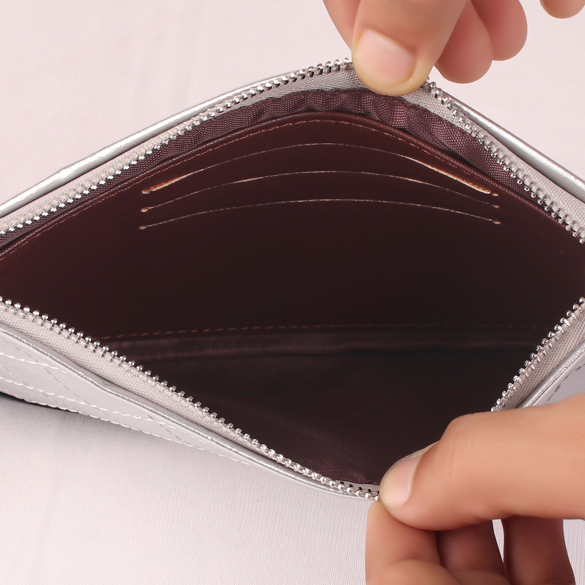 Wallet,Block Stitched Wallet in Silver - Cippele Multi Store
