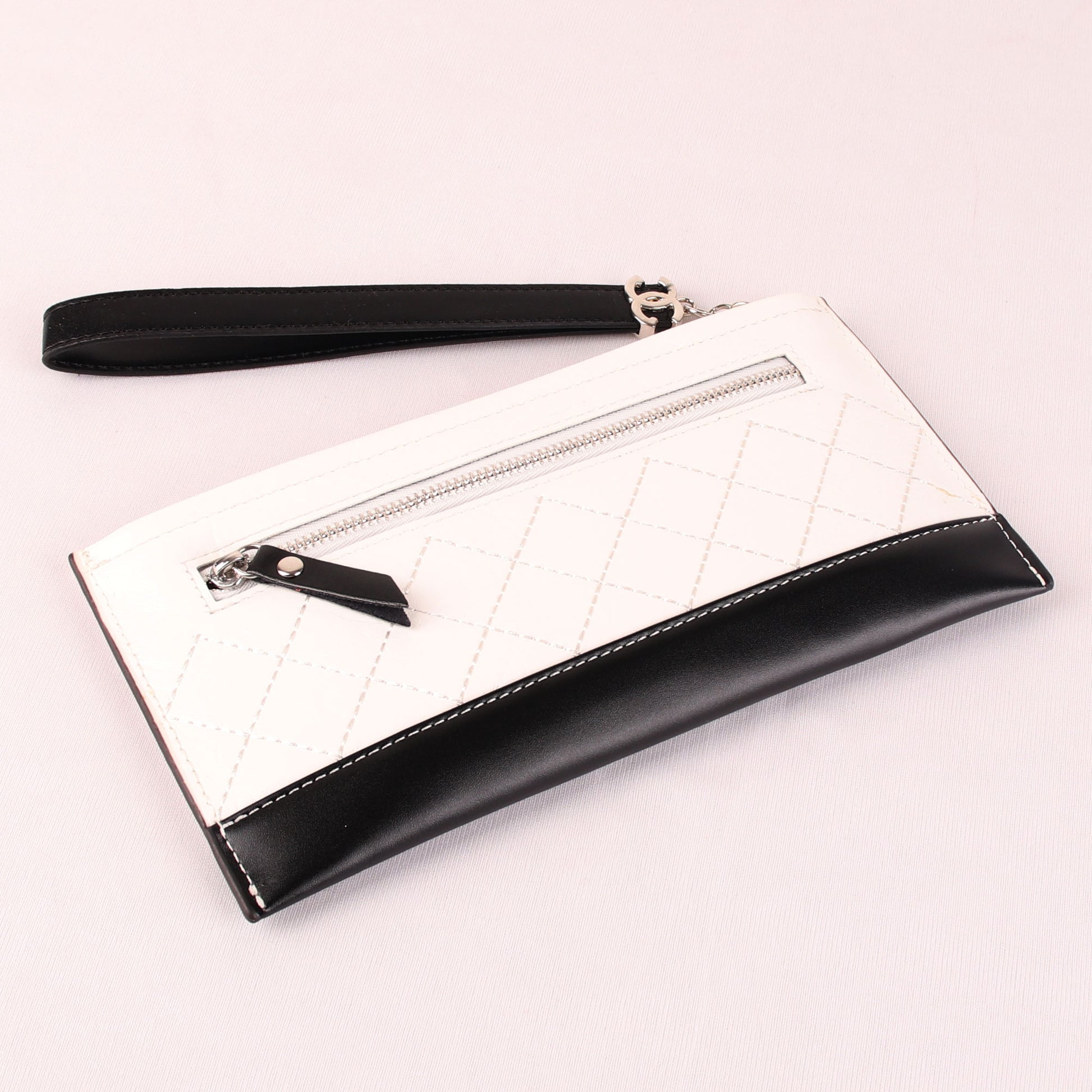 Wallet,Block Stitched Wallet in White - Cippele Multi Store